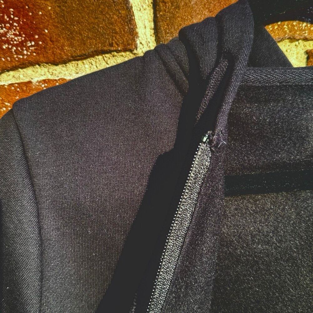 Disneyland Rhinestone bling black zip up hoodie sweatshirt small NEW - Picture 7 of 10